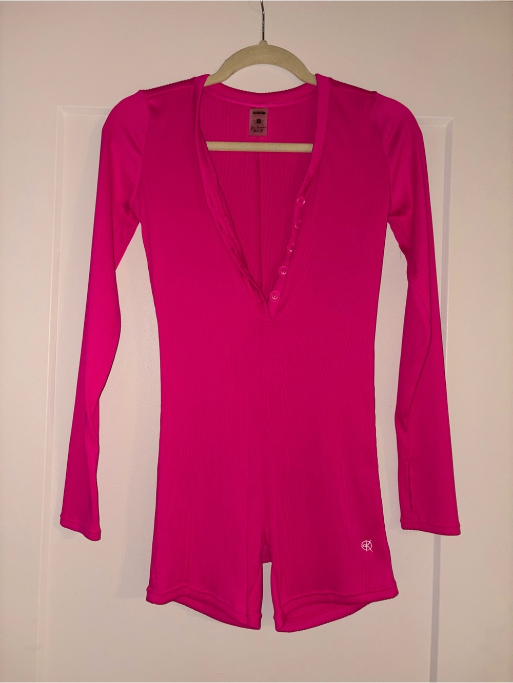 Women's Hot Pink Long-Sleeve Romper Top